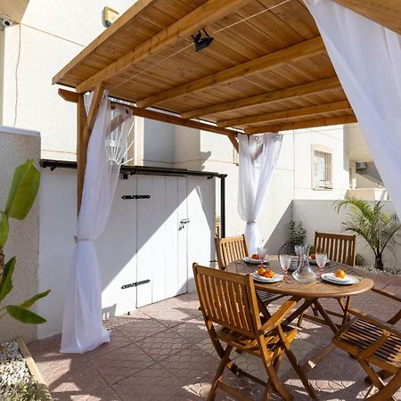 Casa Cristina By Fidalsa Villa โรฮาเลส ภายนอก รูปภาพ