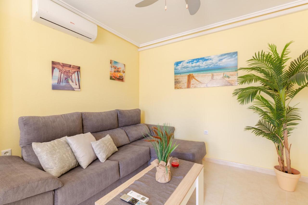 Casa Cristina By Fidalsa Villa โรฮาเลส ภายนอก รูปภาพ