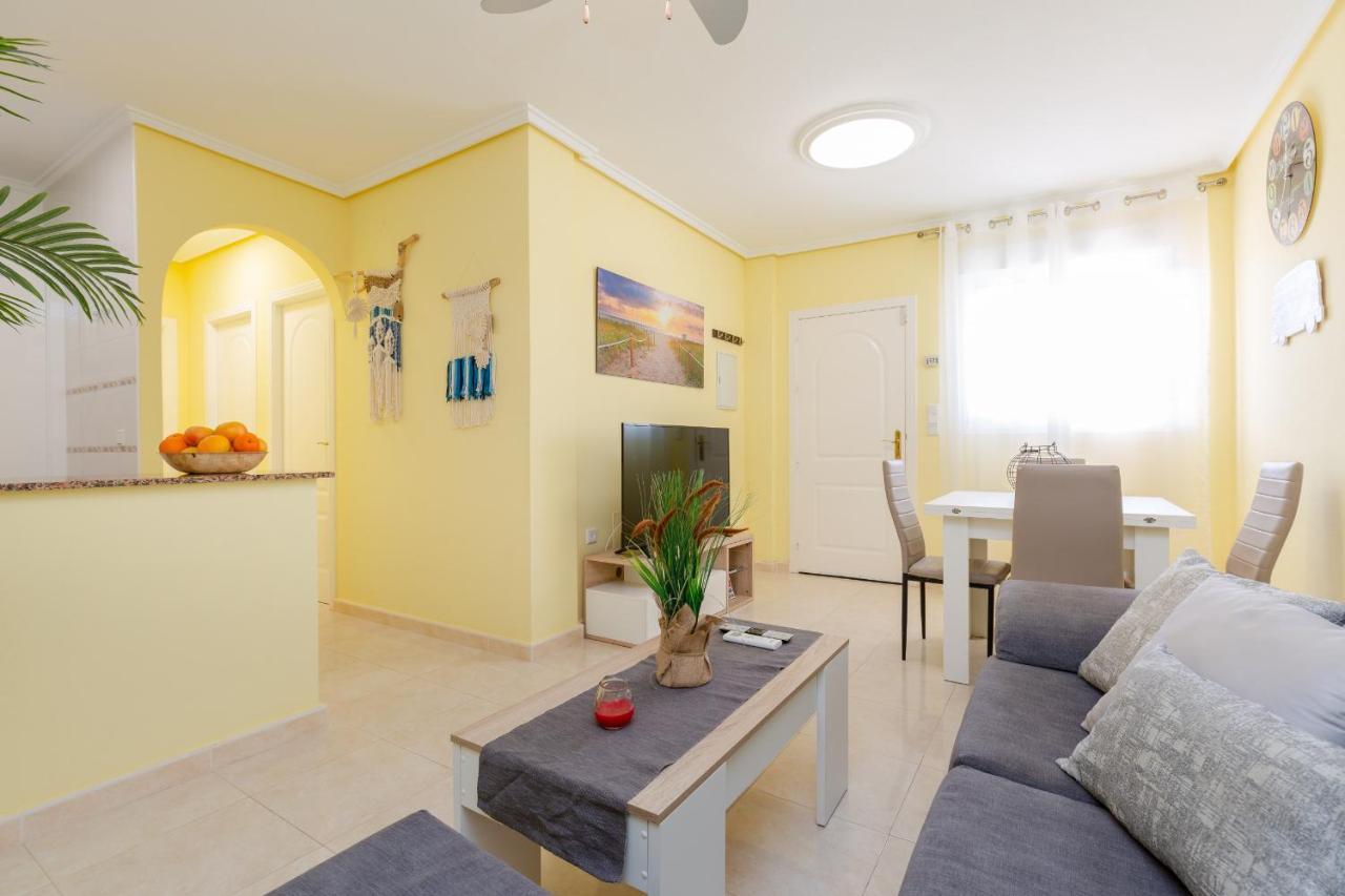 Casa Cristina By Fidalsa Villa โรฮาเลส ภายนอก รูปภาพ